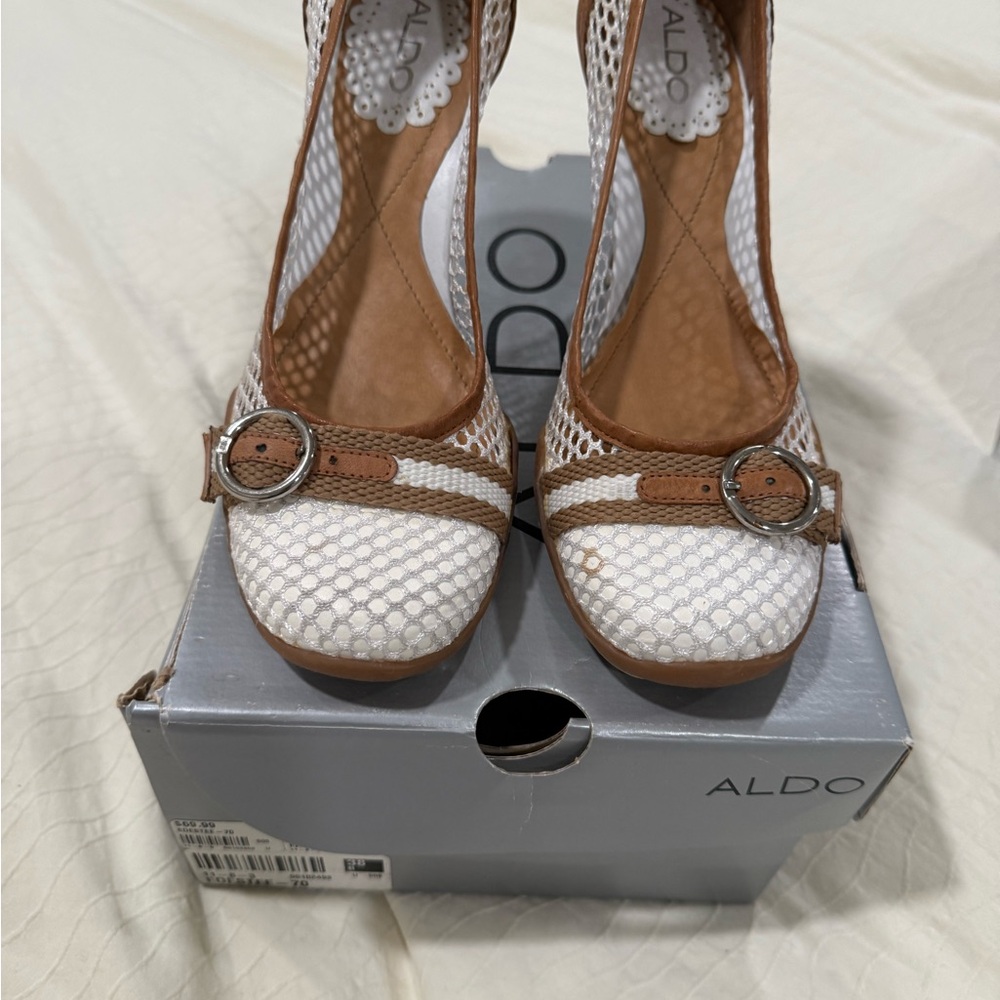 Aldo Elegant Brown and Cream Heels